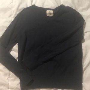 Boys Lands End V Neck Sweater. Navy Blue
